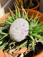 Load image into Gallery viewer, Ruby in Rhyolite