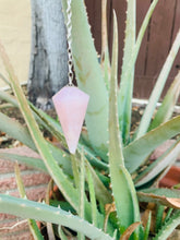 Load image into Gallery viewer, Rose Quartz Pendulum