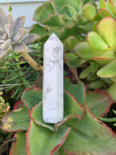 Load image into Gallery viewer, Howlite