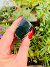 Load image into Gallery viewer, Nephrite Jade Freeform