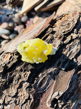 Load image into Gallery viewer, Brucite