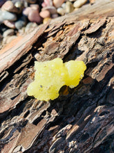 Load image into Gallery viewer, Brucite