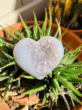 Load image into Gallery viewer, Druze Agate Heart