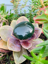 Load image into Gallery viewer, Nephrite Jade Palm Stone