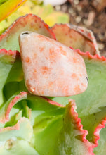 Load image into Gallery viewer, Sunstone Tumble