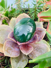 Load image into Gallery viewer, Nephrite Jade Palm Stone